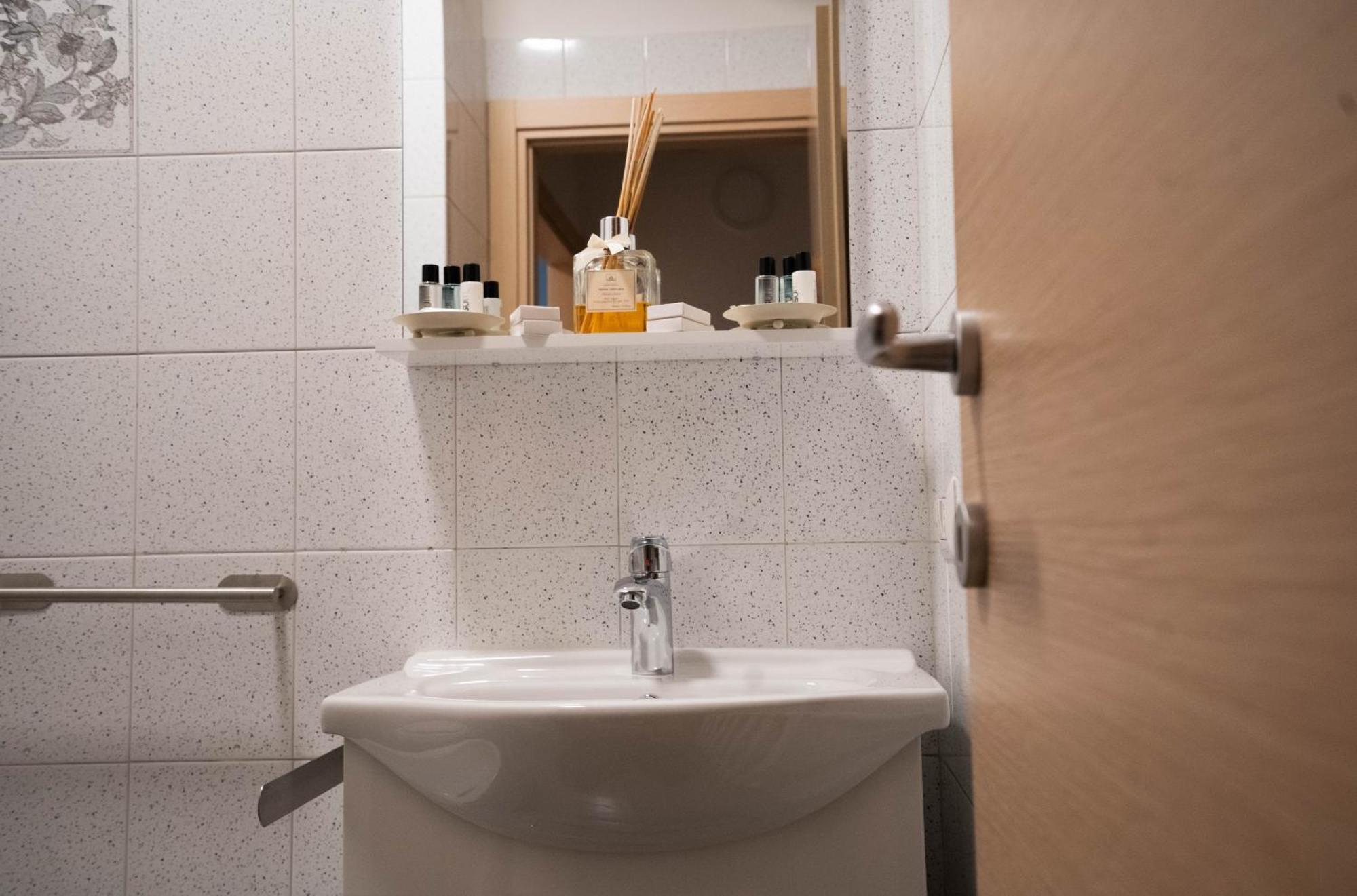 Ferienwohnung La Perla Del Bernina Express Tirano Exterior foto